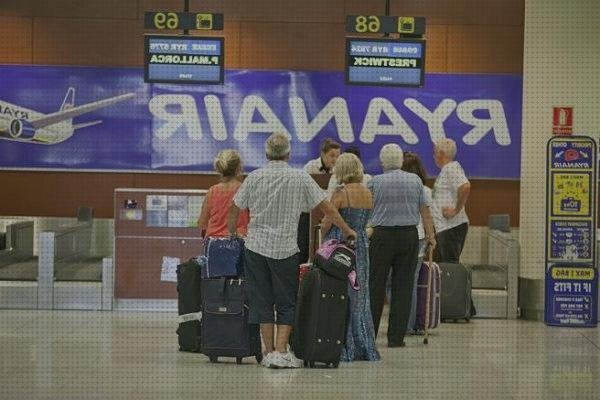 Los 24 Mejores Está Cobrando Ryanair Las Maletas De Cabinas